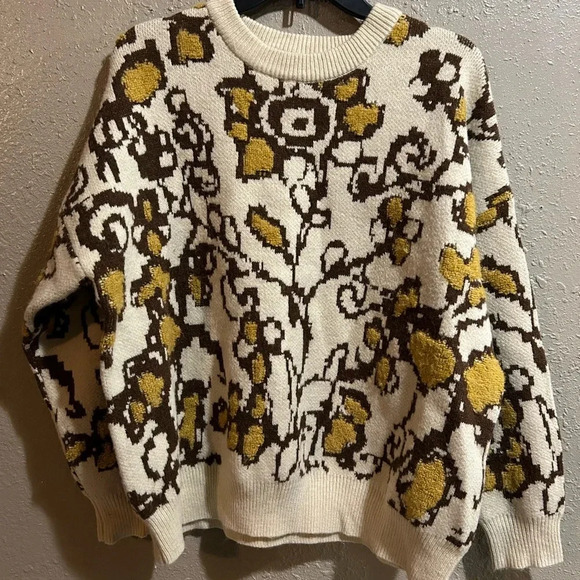 Gimmicks Printed sweater cream color sz L - Picture 1 of 3